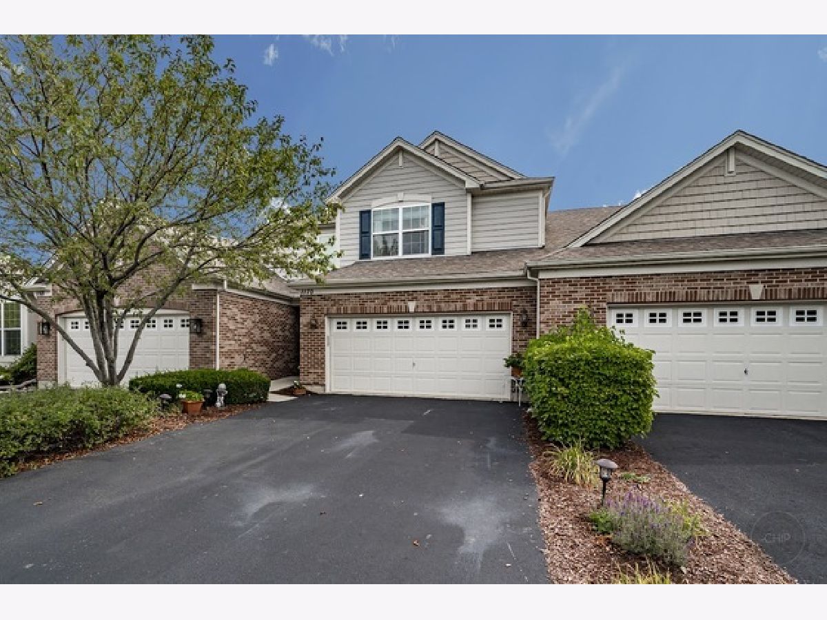 Townhomes Sold Patriot Place Bolingbrook Illinois, 1170 Patrick Henry