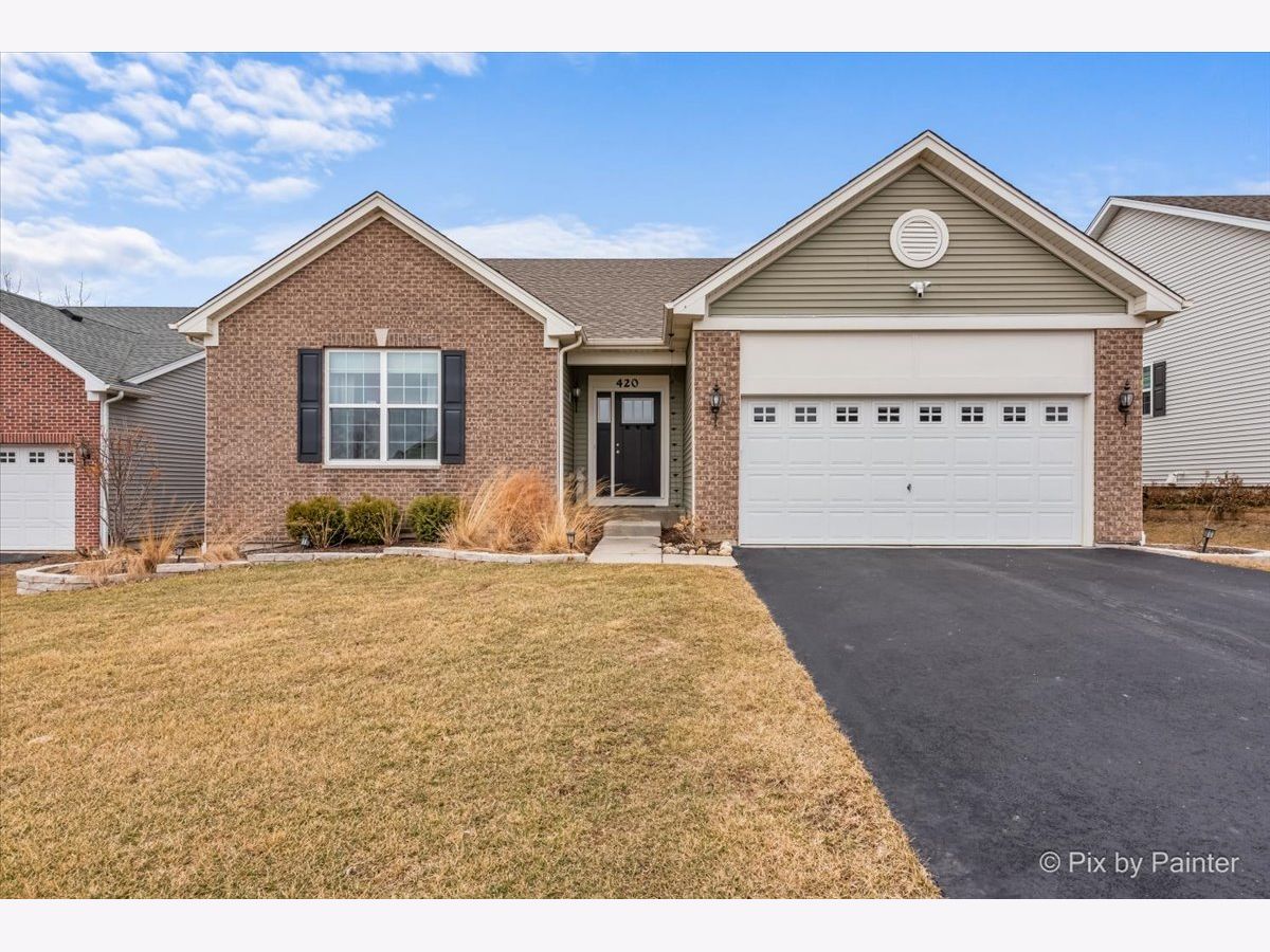 Homes & Condos & Townhomes Rented Andare At Glenloch Algonquin Illinois, 420 Mahogany
