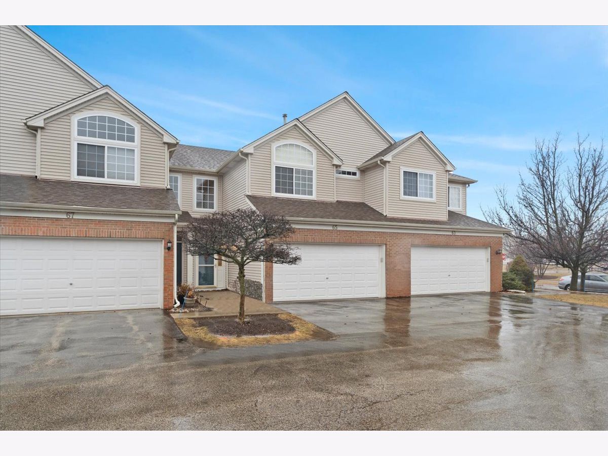 Townhomes & Condos Sold Union Square Hainesville Illinois, 65 Haines