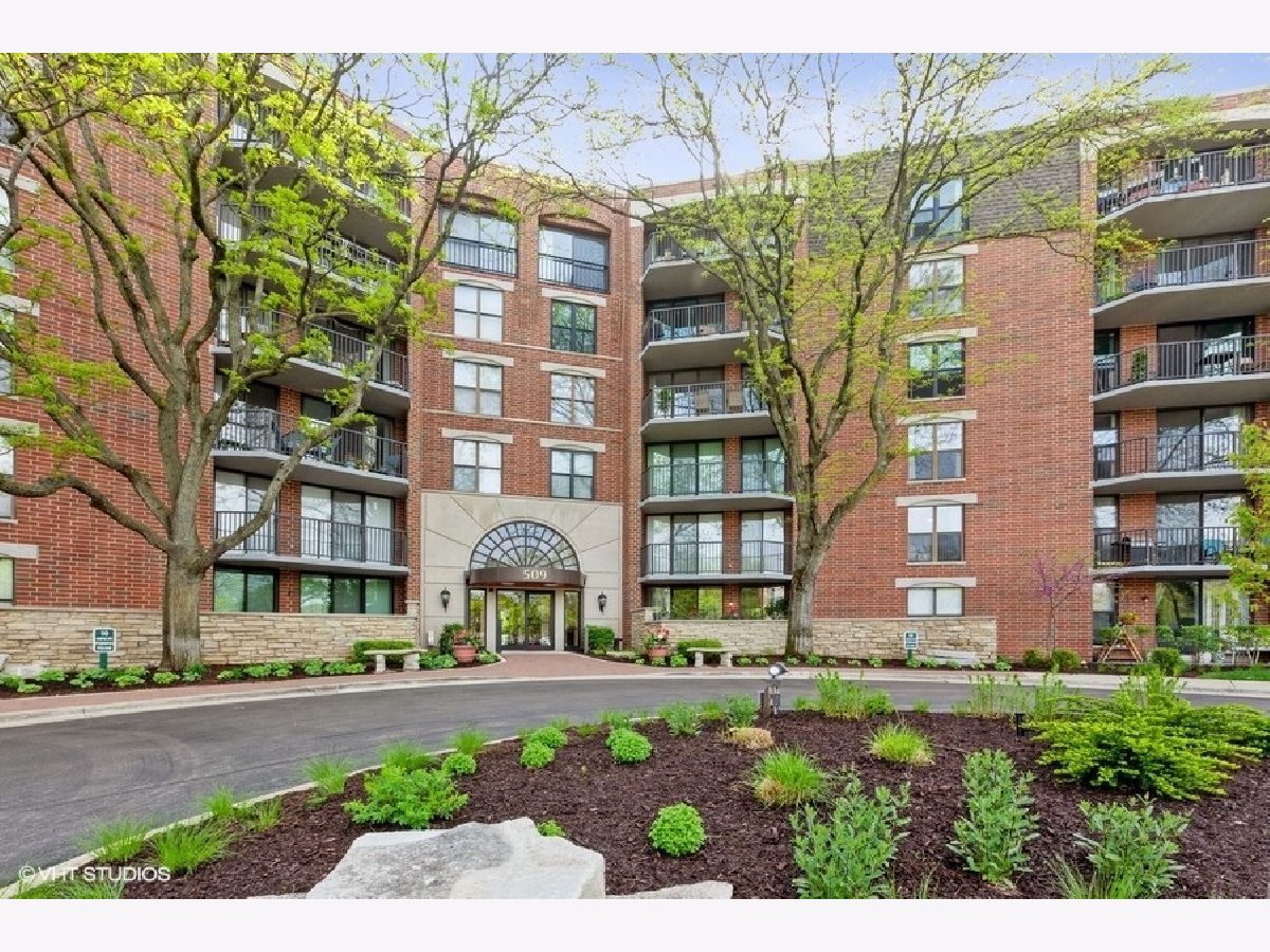 Condominiums Sold Riverplace Naperville Illinois, 509 Aurora