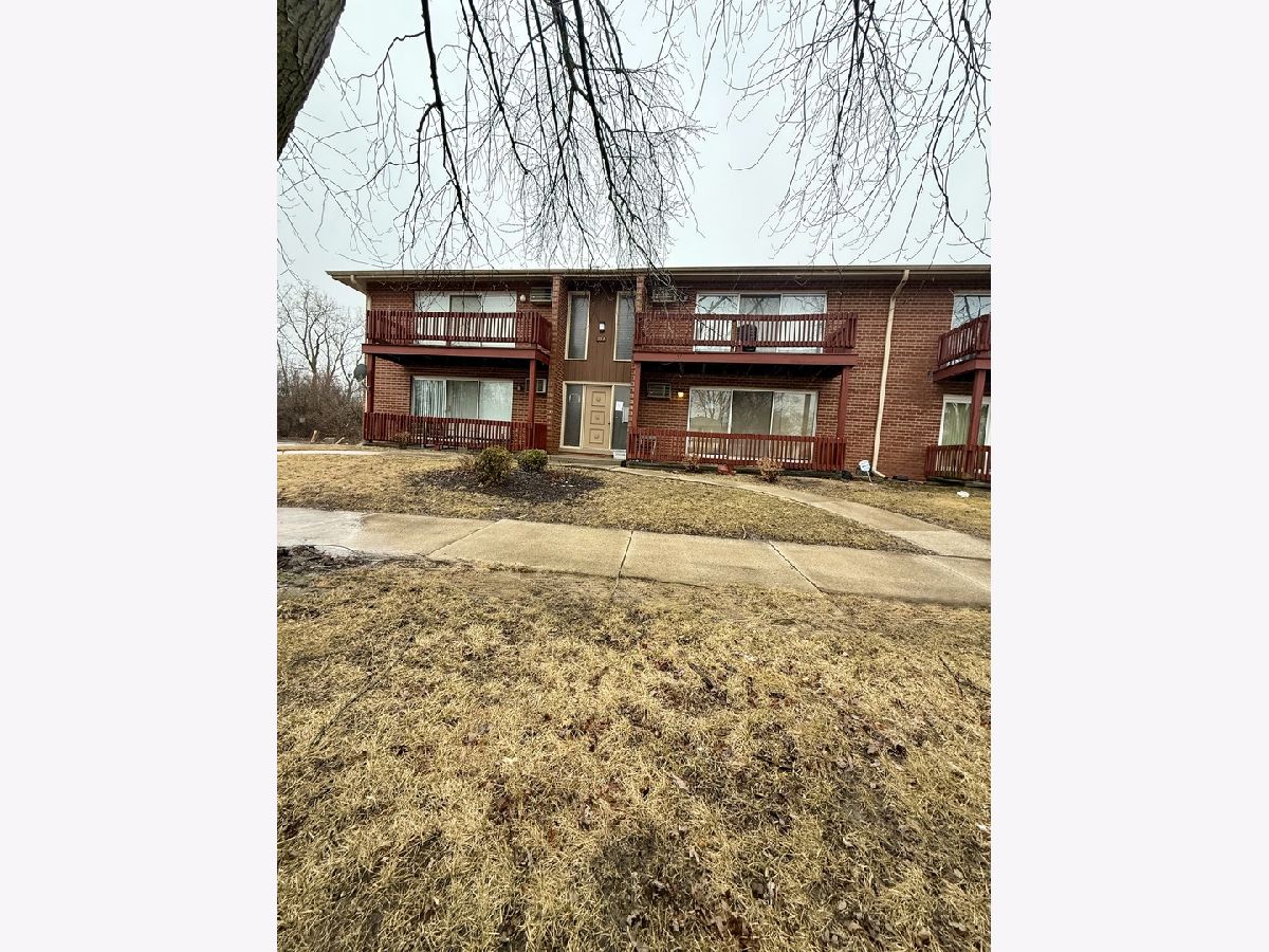  Rented Glenwood Illinois, 557 Carroll