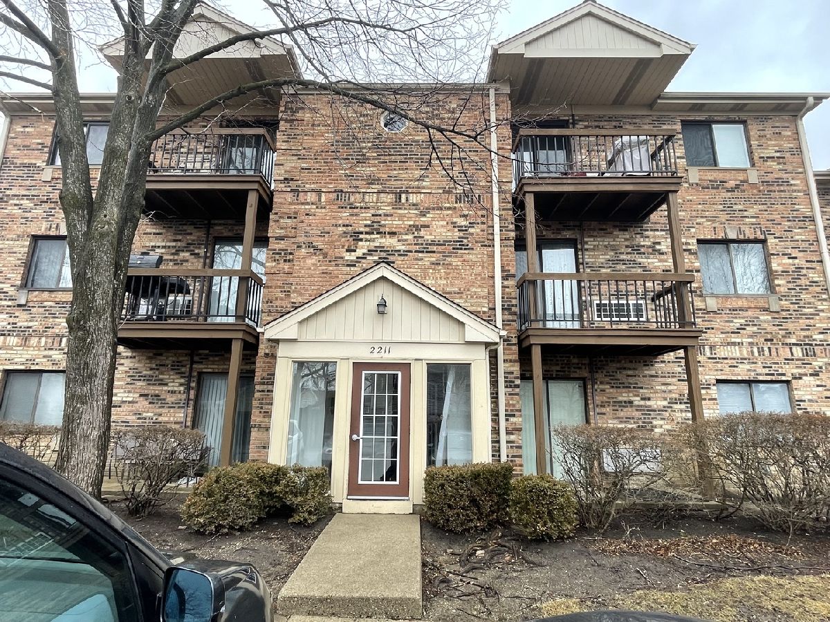 Condominiums Sold Rosewood Arlington Heights Illinois, 2211 Nichols