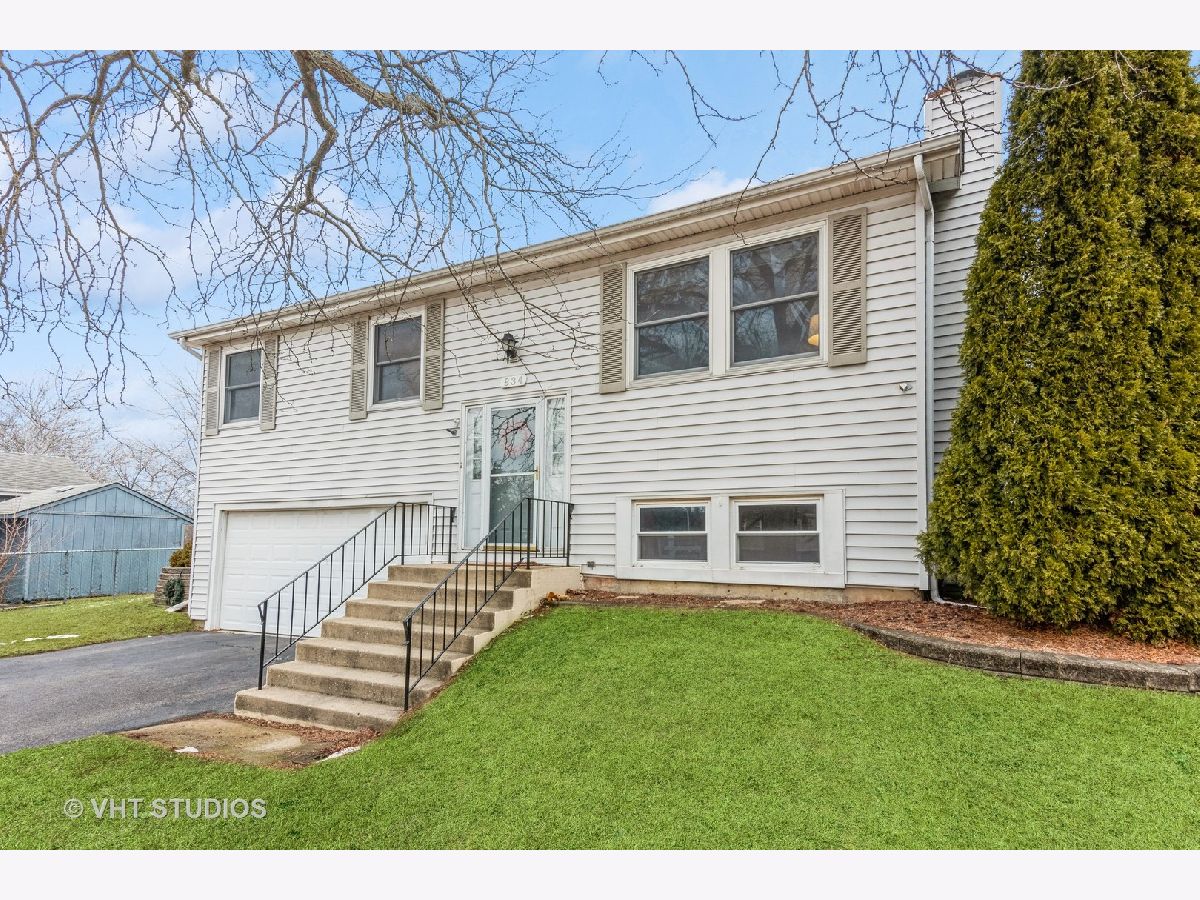 Homes Sold Twin Lakes Bartlett Illinois, 834 Bay