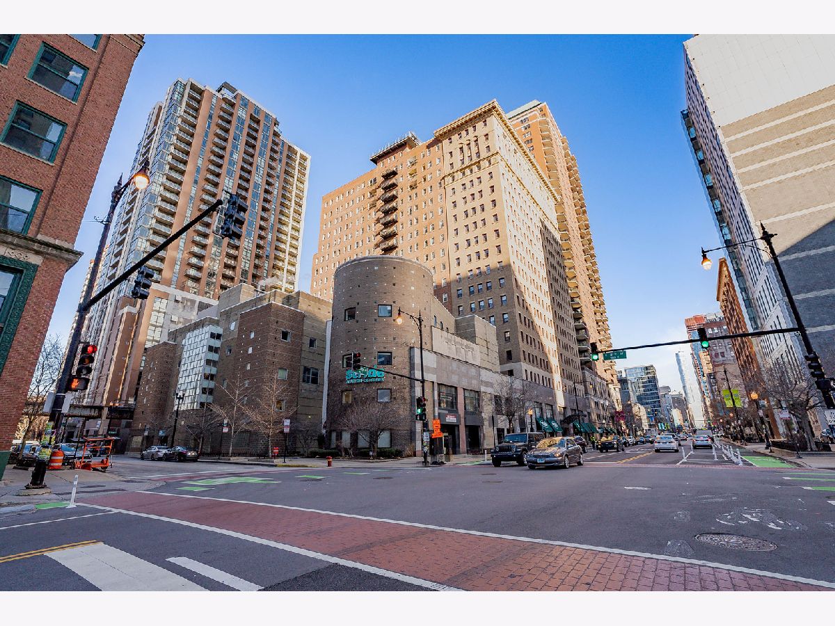 Condominiums Sold Burnham Park Plaza Chicago Illinois, 40 9th