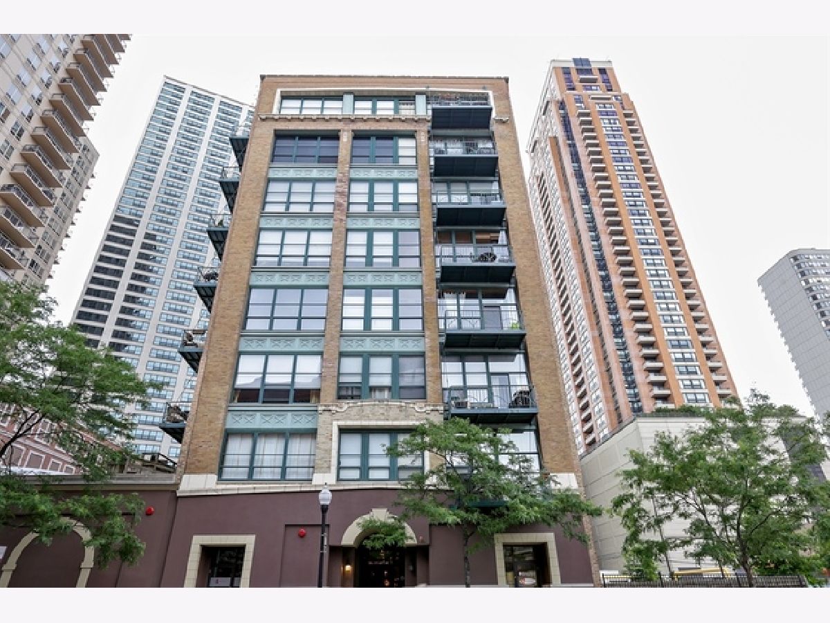Condominiums Rented Cosmopolitan Lofts Chicago Illinois, 1133 Wabash