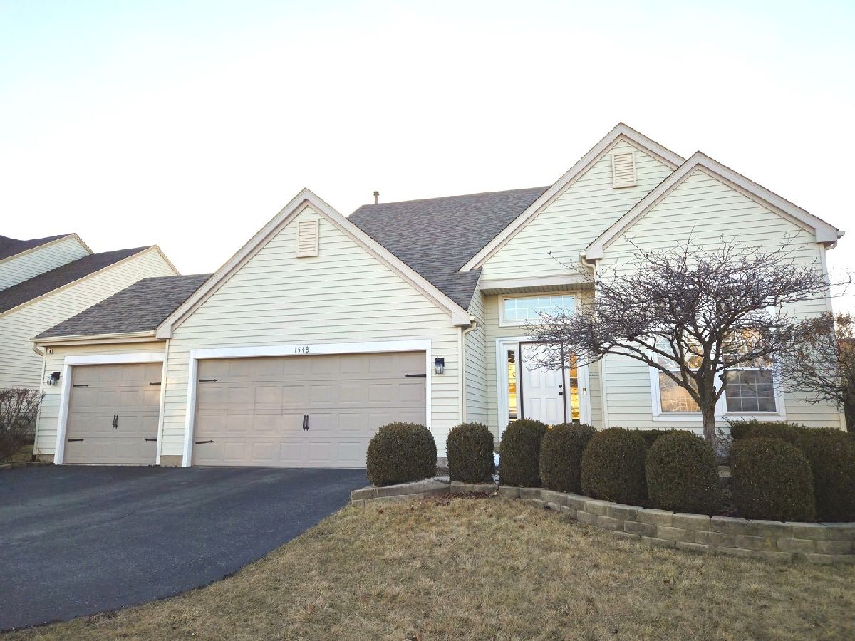 Homes Sold Woodscreek Crystal Lake Illinois, 1548 Magnolia