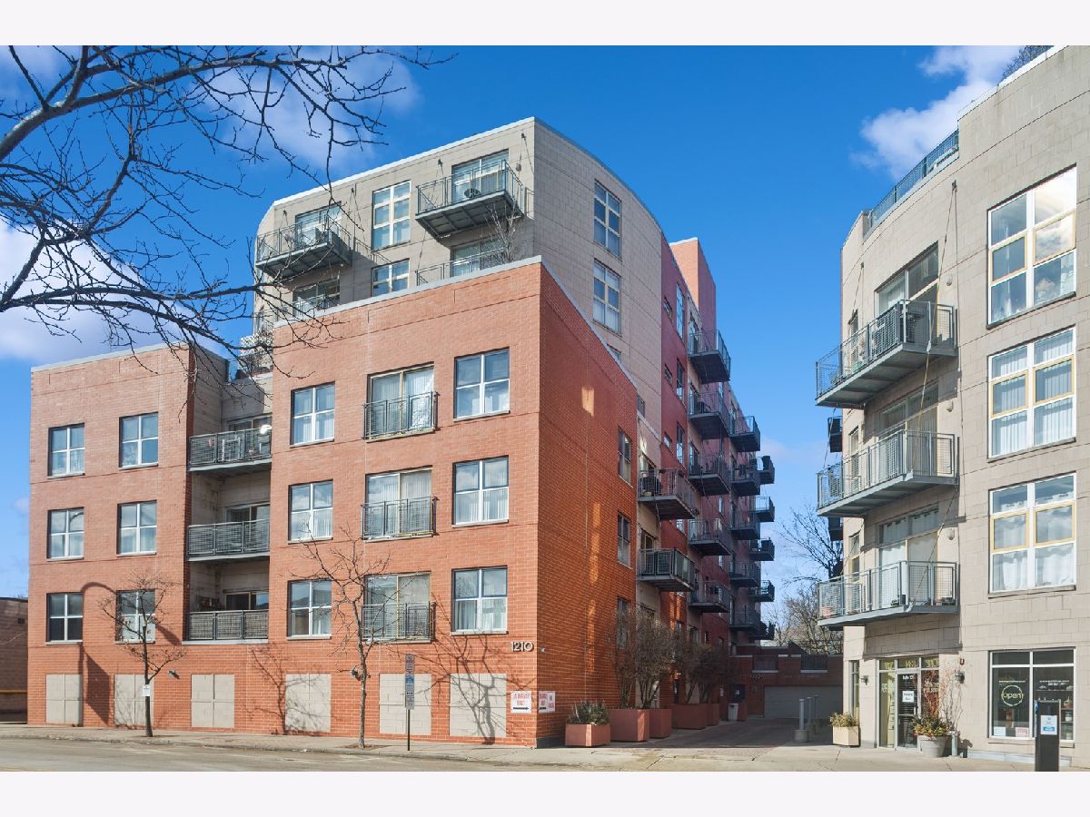 Condominiums Rented Chicago Avenue Place Evanston Illinois, 1210 Chicago