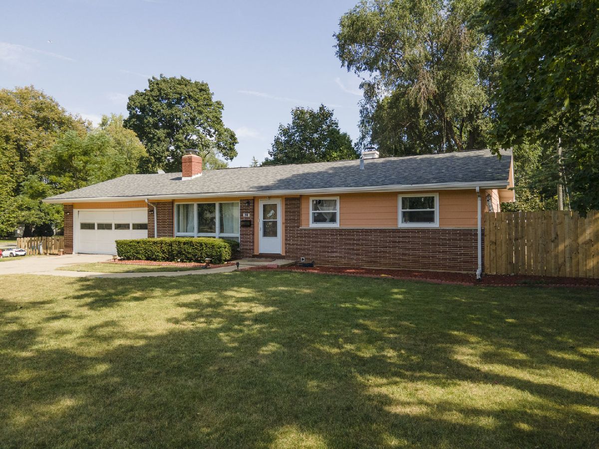 Homes Sold Colby Crystal Lake Illinois, 321 Harold