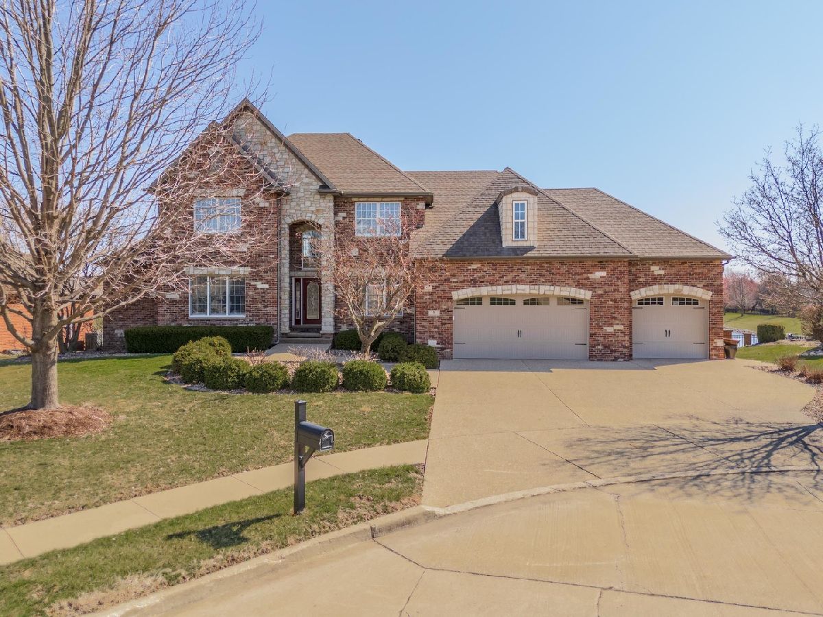 Homes & Condos & Townhomes Sold Royal Links Bloomington Illinois, 5 Mackenzie