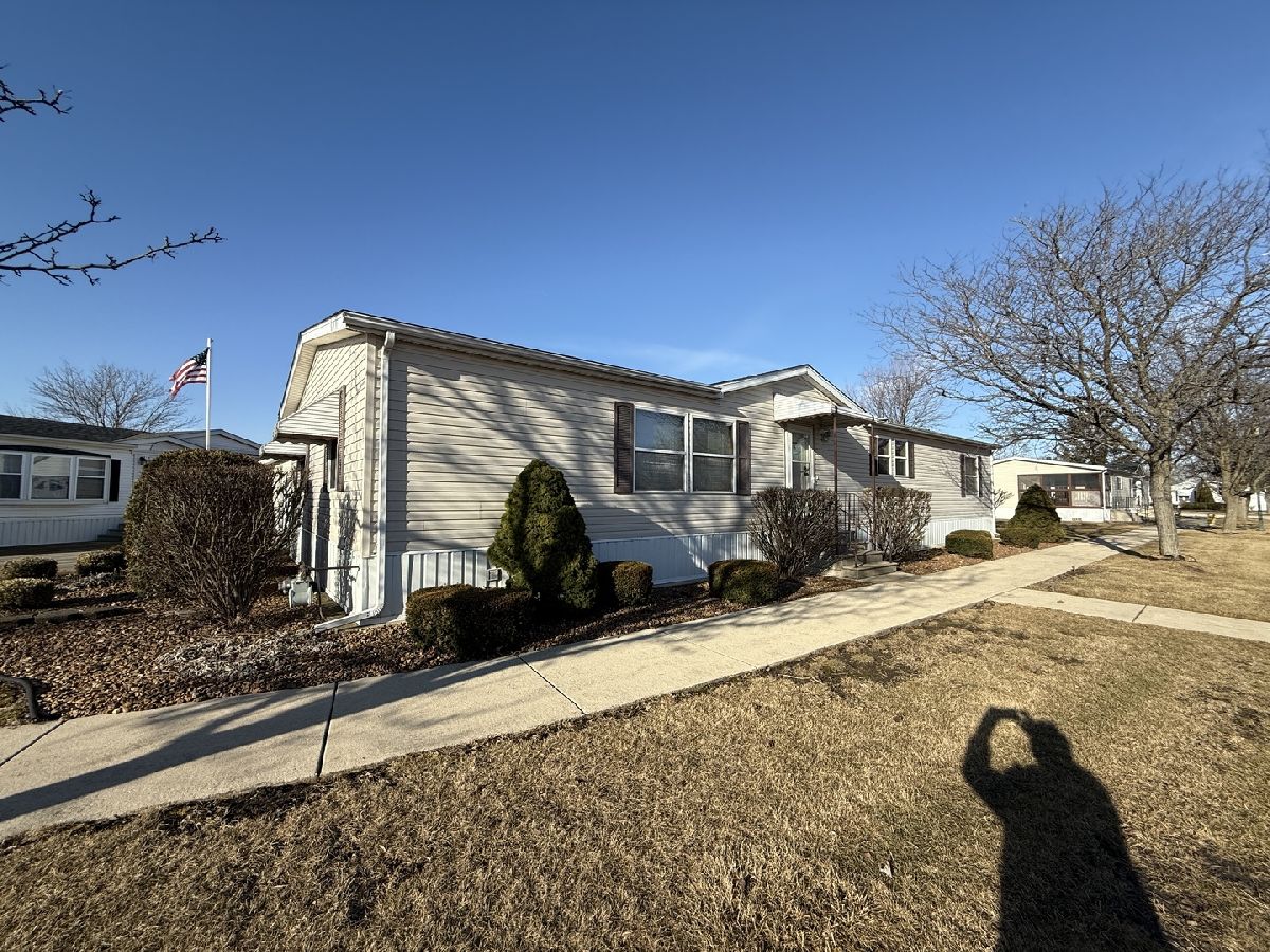 Subdivision Sold Maplebrook Matteson Illinois, 100 Petunia