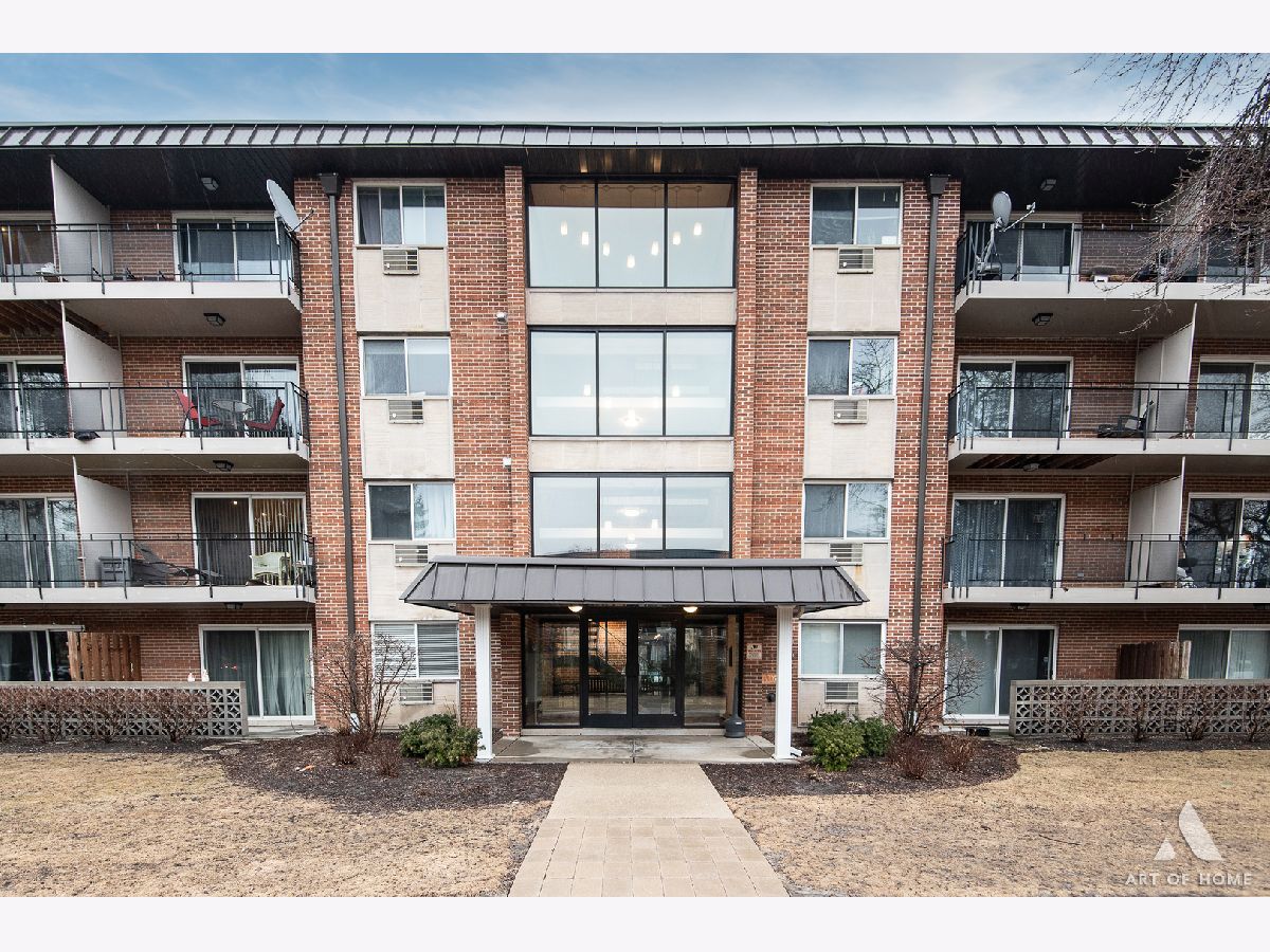 Condominiums Sold The Sanctuary Arlington Heights Illinois, 2230 Goebbert