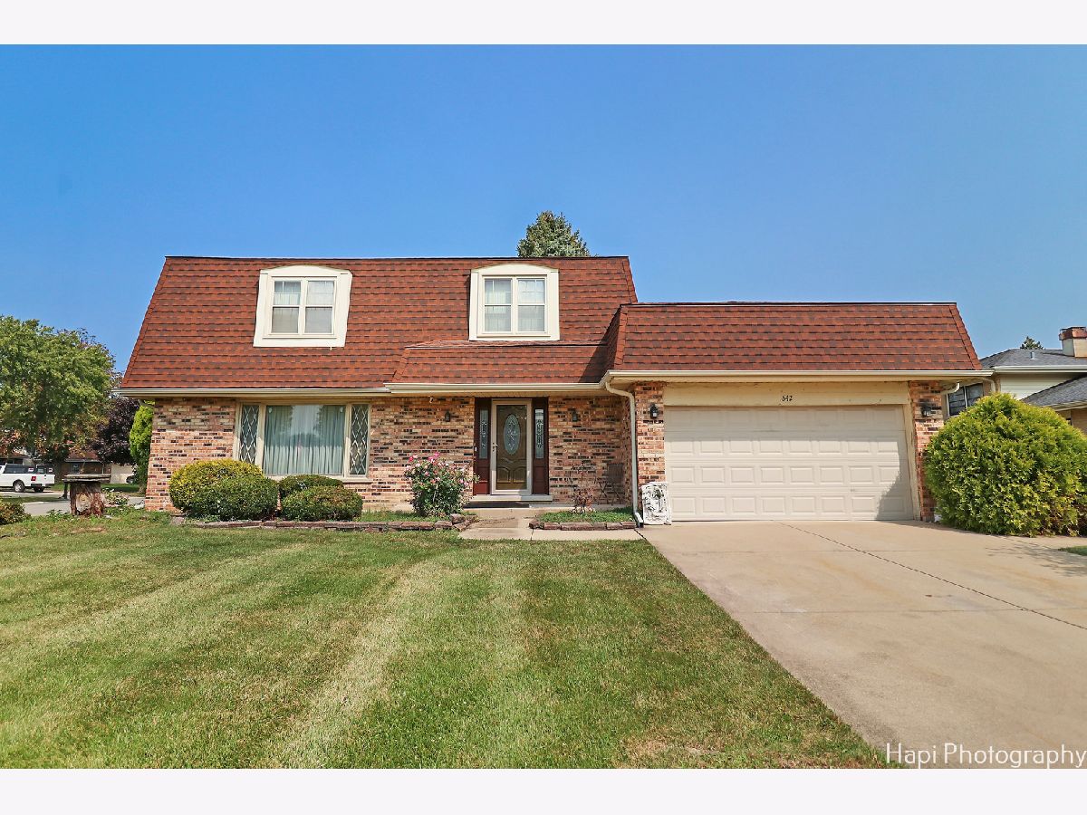 Homes Sold Brookhaven Manor Darien Illinois, 1642 73rd