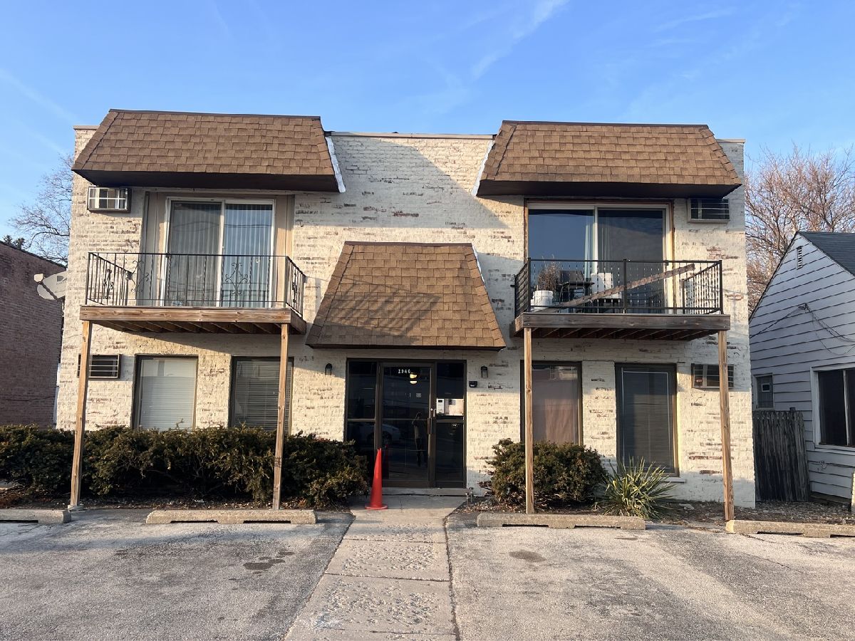 Rented Lansing Illinois, 2940 Bernice