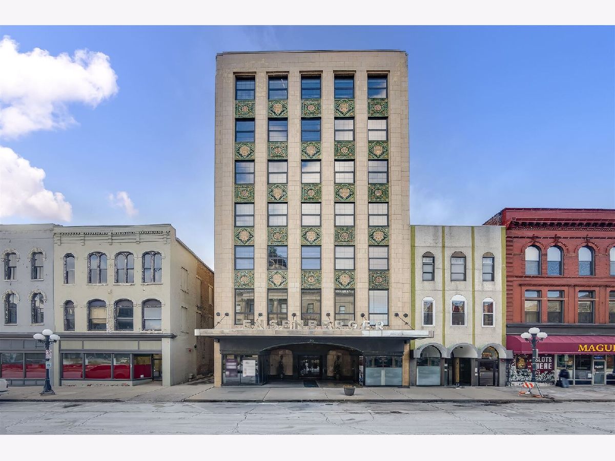 Condos & Townhomes For Sale Ensenberger Condominiums Bloomington Illinois, 212 Center Street