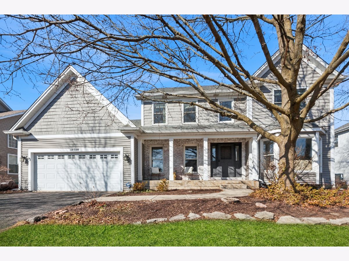 Homes Sold Coventry Wheaton Illinois, 0N688 Woodlawn