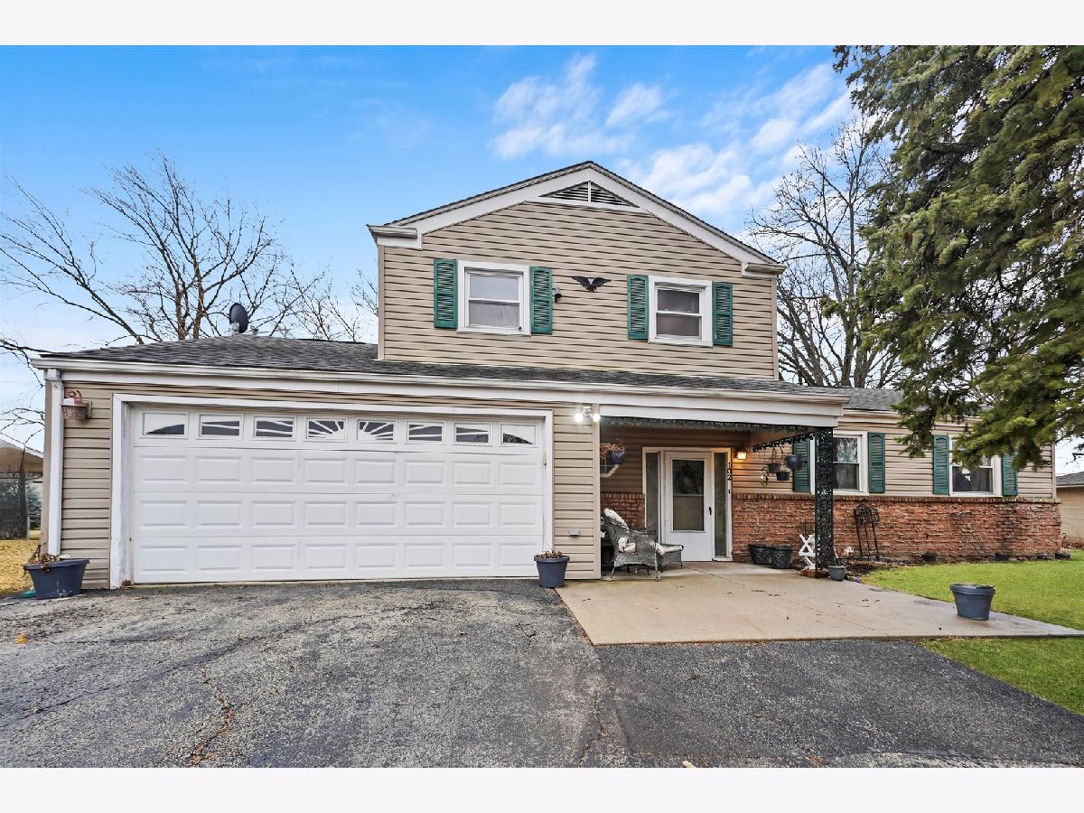 Homes Sold Hawthorne Hills Joliet Illinois, 102 Redbud