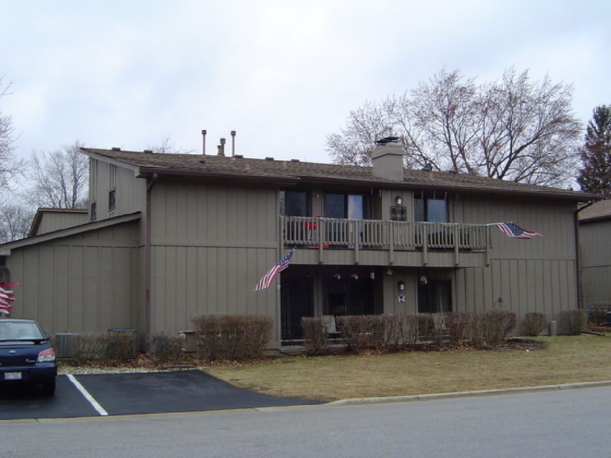 Condos & Townhomes & Homes Sold Emerald Green Warrenville Illinois, 29W390 Emerald Green
