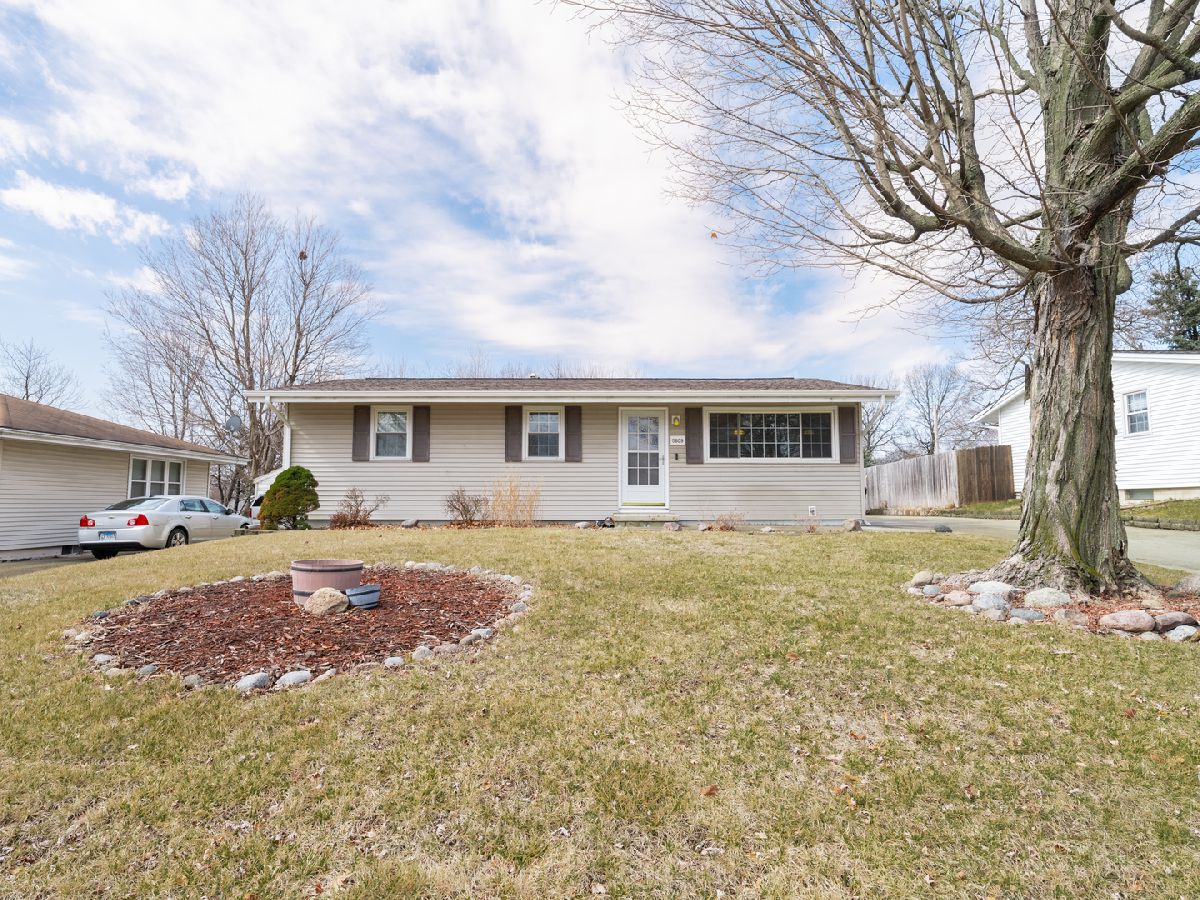  Sold Peoria Illinois, 5609 Western