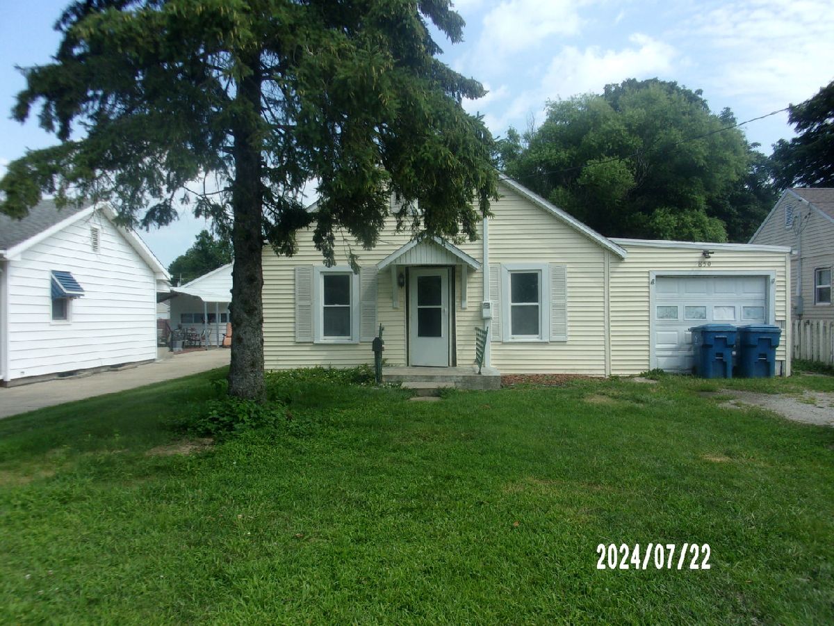  Sold Hoopeston Illinois, 850 Chestnut
