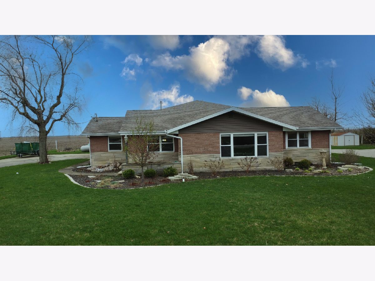  Sold Cissna Park Illinois, 1271 500 North