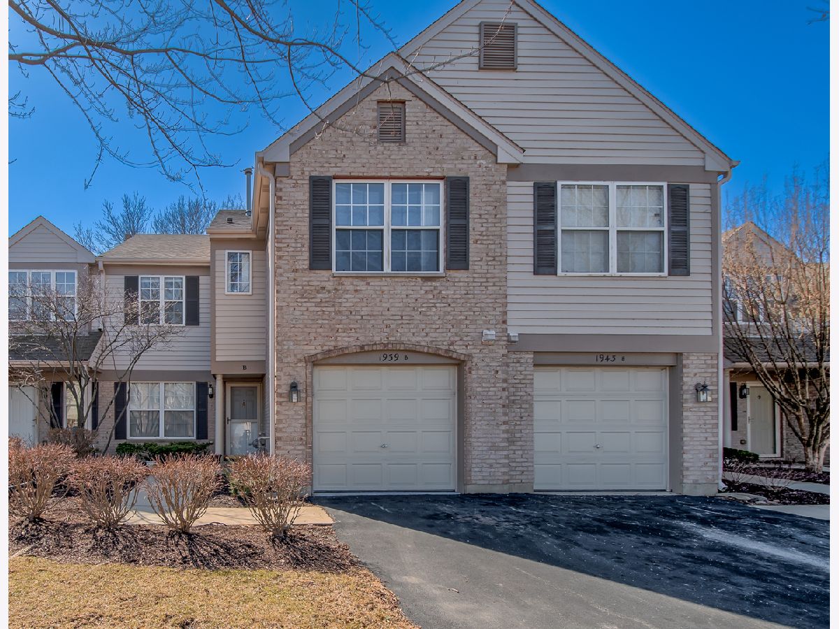 Townhomes & Condos Sold Briar Pointe Schaumburg Illinois, 1939 Heron