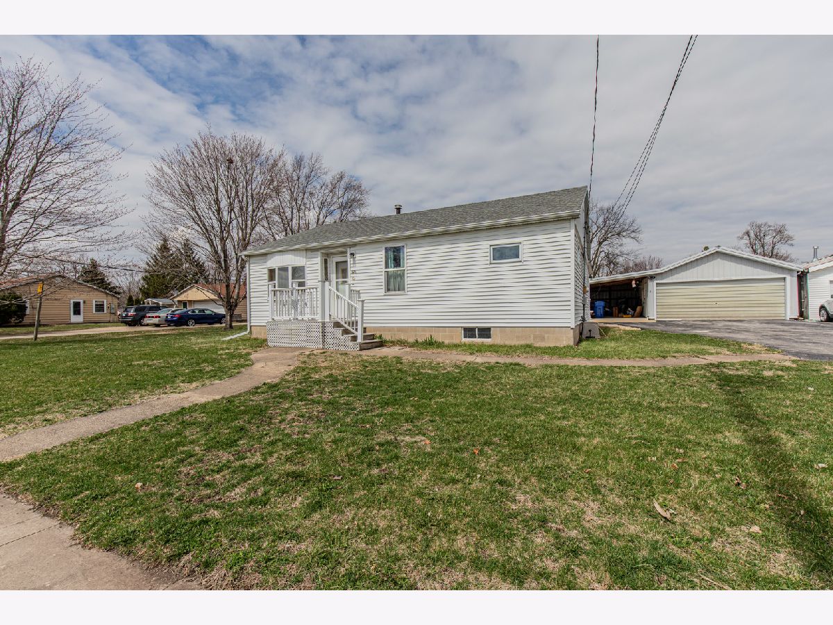  Sold Wyanet Illinois, 124 4th