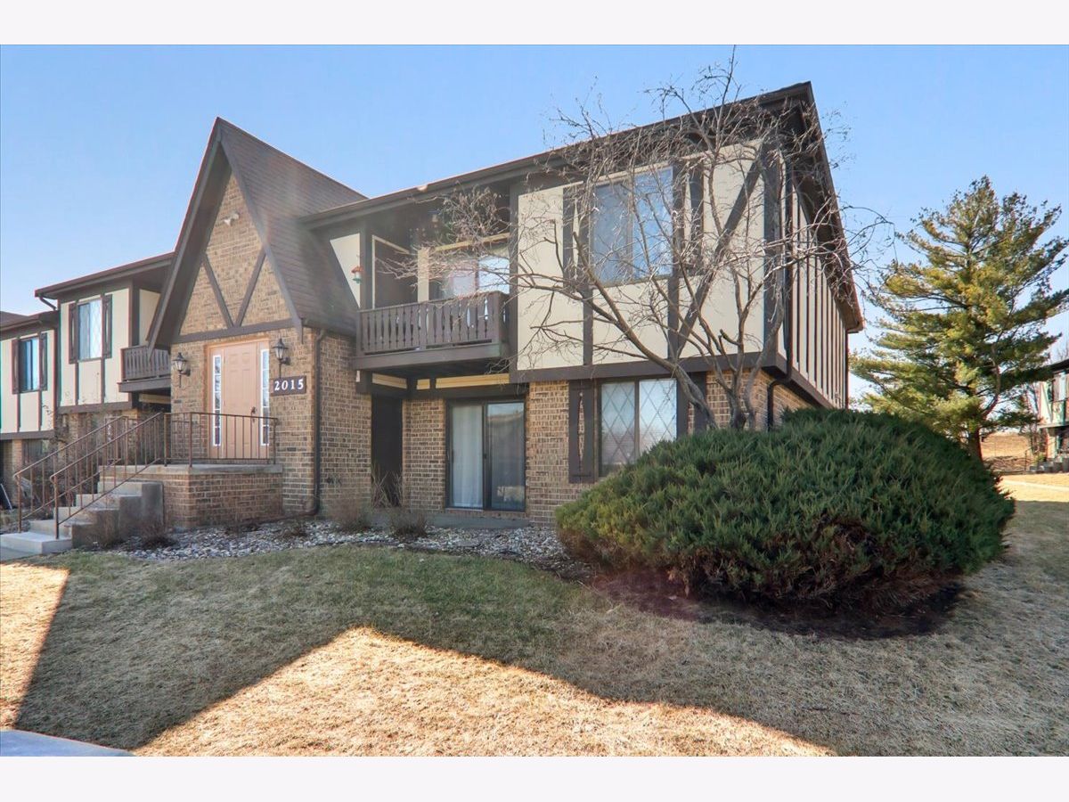  Rented Bloomington Illinois, 2015 Tracy
