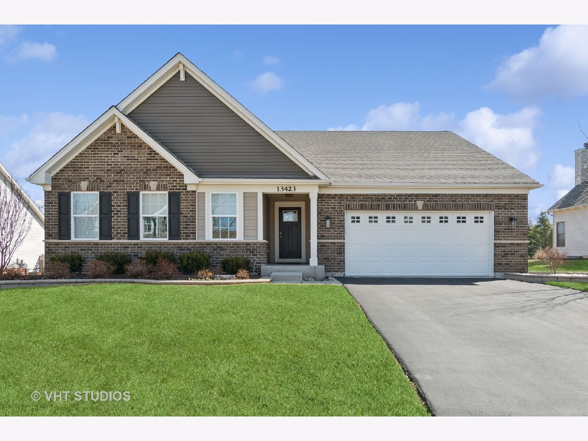 Homes & Townhomes Sold Grande Park Plainfield Illinois, 13423 Summergrove