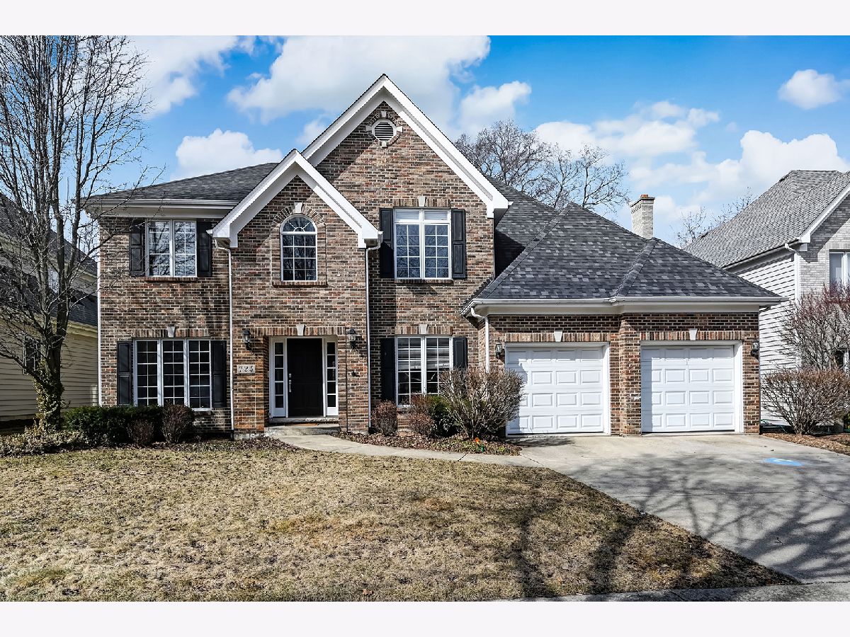 Homes Sold Fairfield Westmont Illinois, 724 Megan