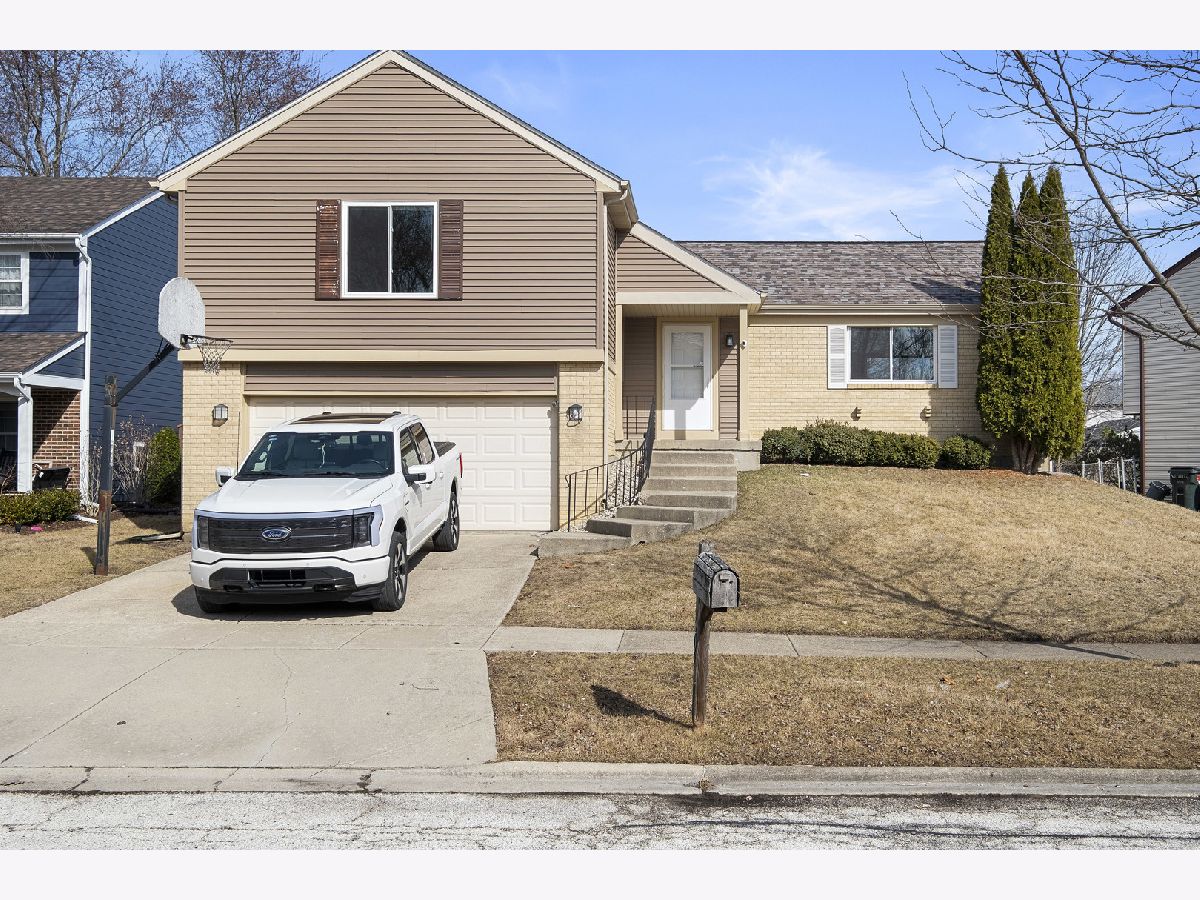 Homes Rented Deerpath Vernon Hills Illinois, 205 Albert