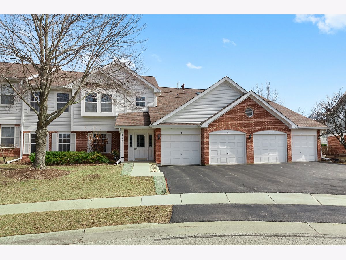 Townhomes & Condos Sold Turnberry Manor Roselle Illinois, 323 Sheffield