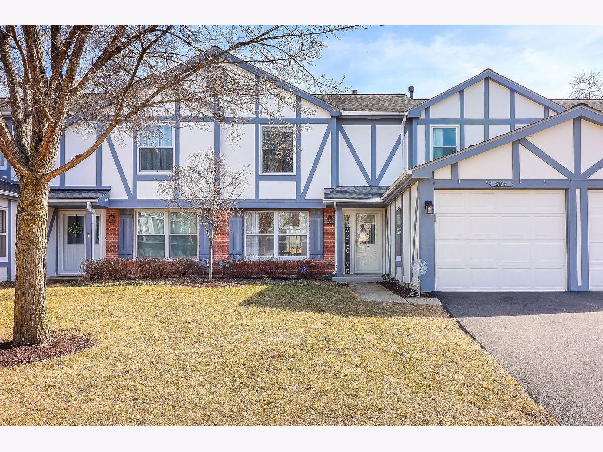 Townhomes Sold Winfield Square Winfield Illinois, 27W321 Providence