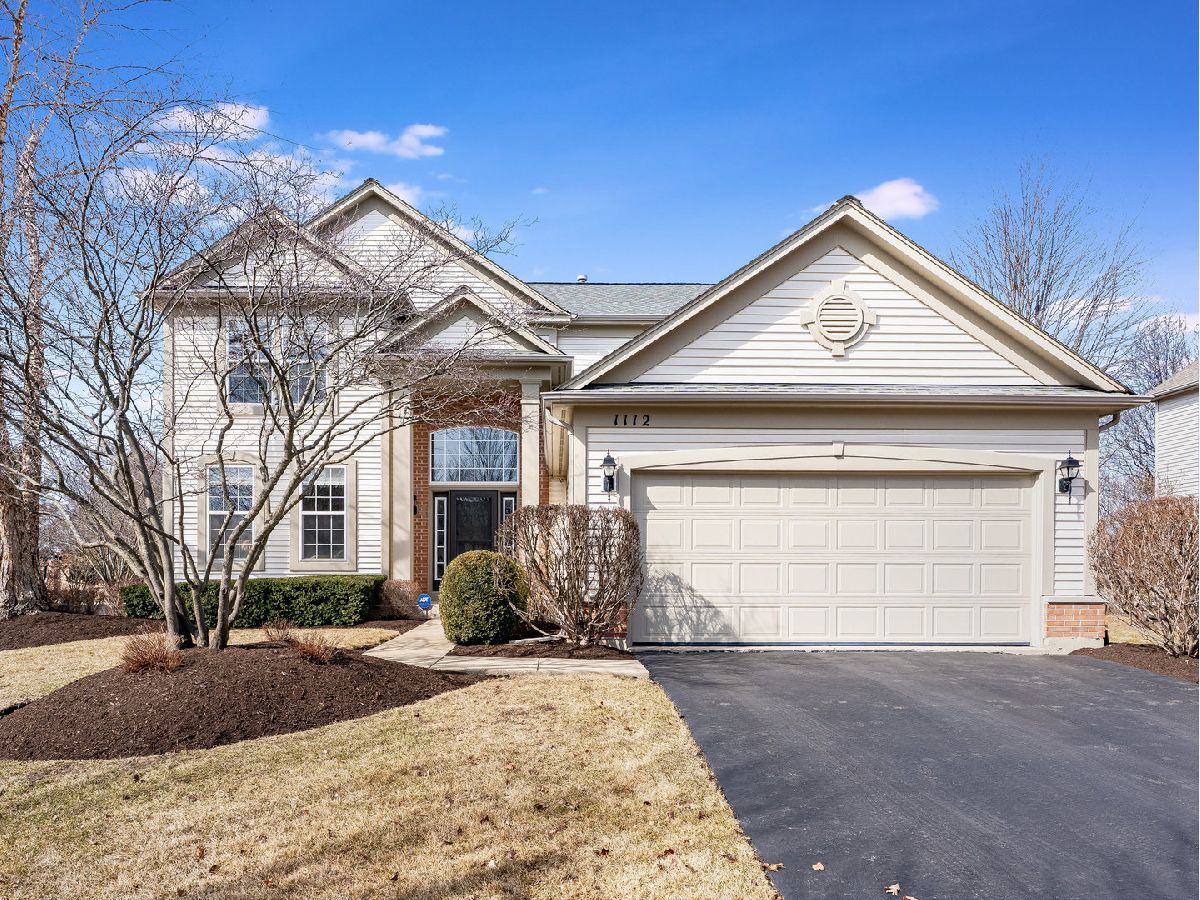 Townhomes & Homes Sold Country Club Village Aurora Illinois, 1112 Glen Eagle