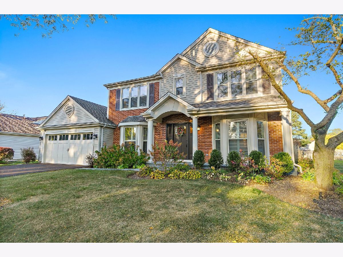 Homes Sold Fox Trails Cary Illinois, 810 Royal Glen