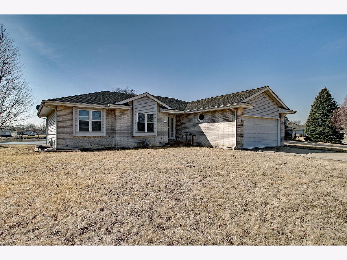 Homes Sold Mayfair Plainfield Illinois, 6450 Walter Adamic
