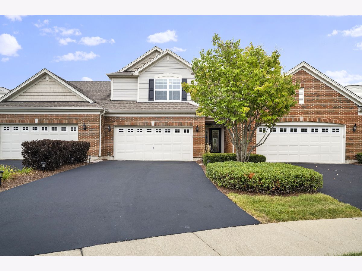 Townhomes Sold Patriot Place Bolingbrook Illinois, 1158 Betsy Ross