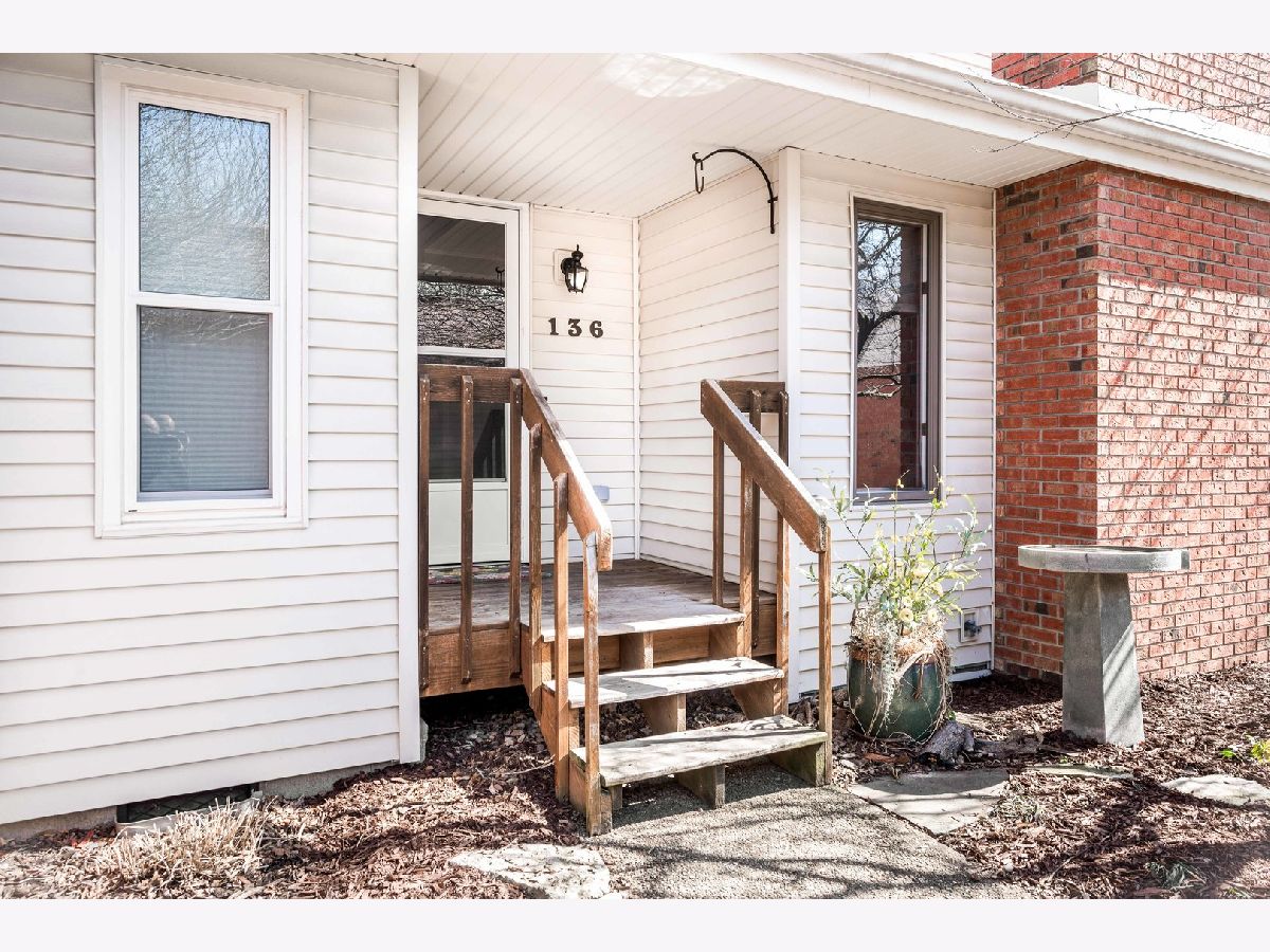 Condos & Townhomes & Homes Sold Lakeview Normal Illinois, 903 Linden