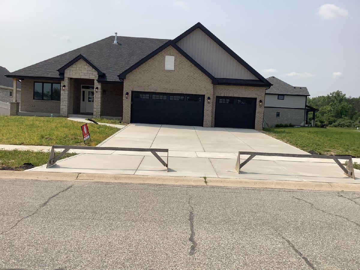  For Sale Dyer Indiana, 156 Trillium Drive