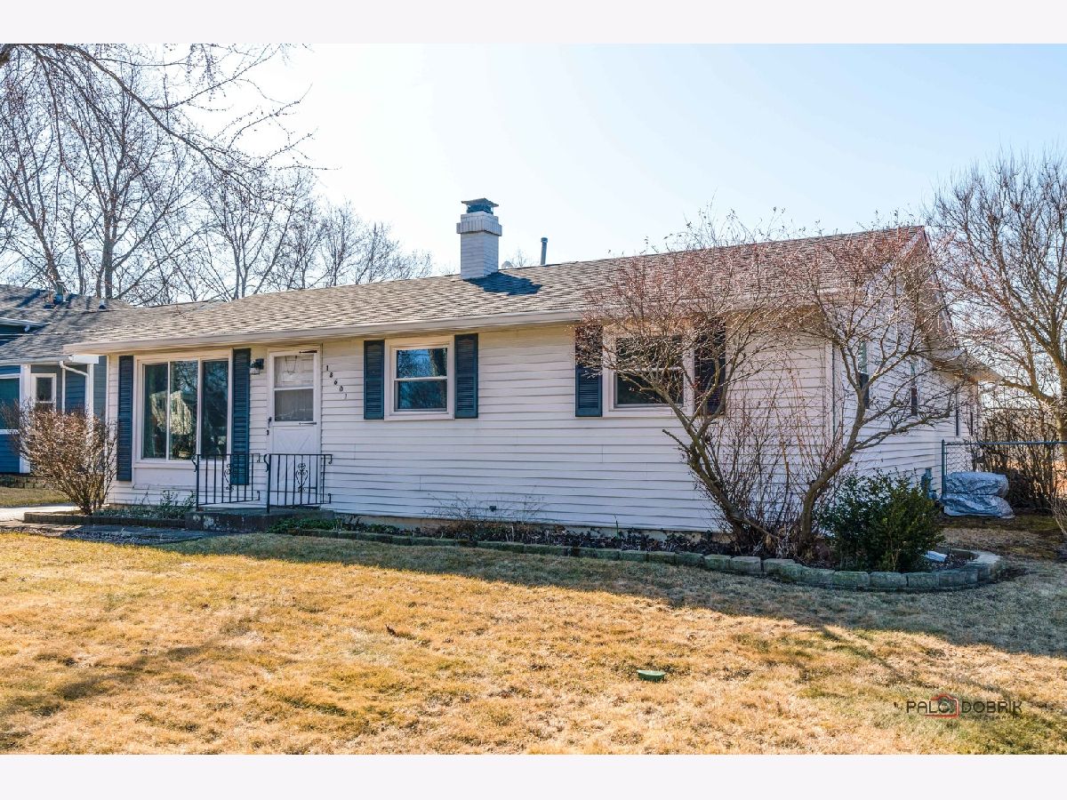 Homes Sold Wildwood Grayslake Illinois, 18601 Country