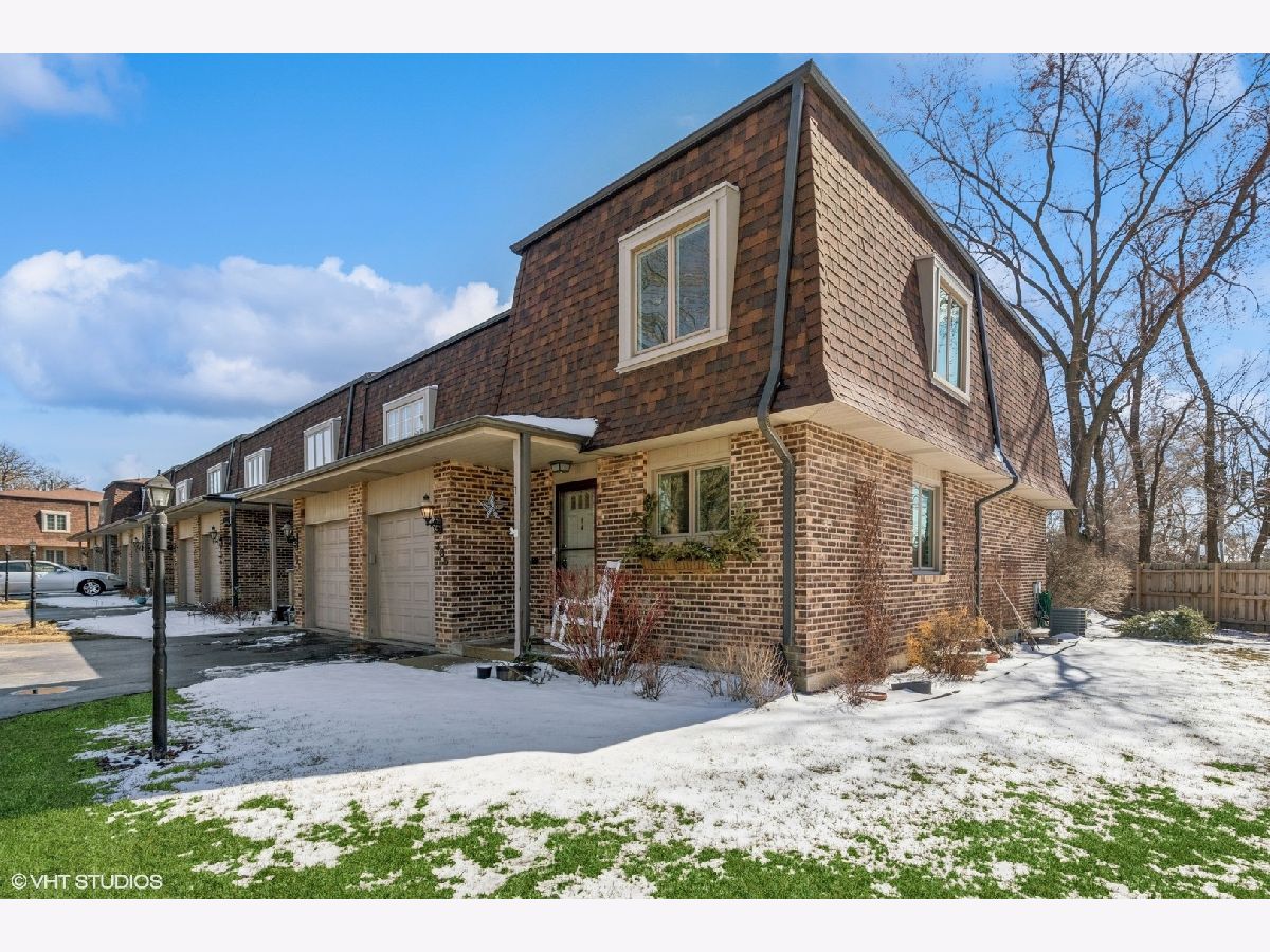 Townhomes Sold Lakewood Grayslake Illinois, 385 Getchell