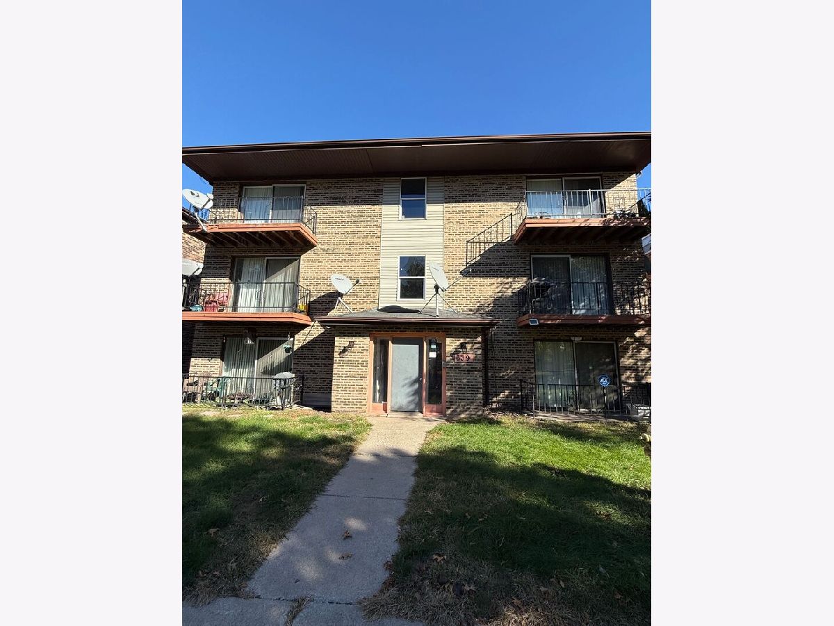  Rented Calumet City Illinois, 639 Jeffery