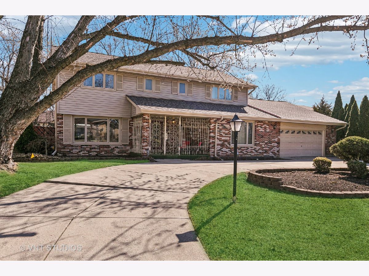 Homes Sold Ishnala Palos Heights Illinois, 12815 Winnebago