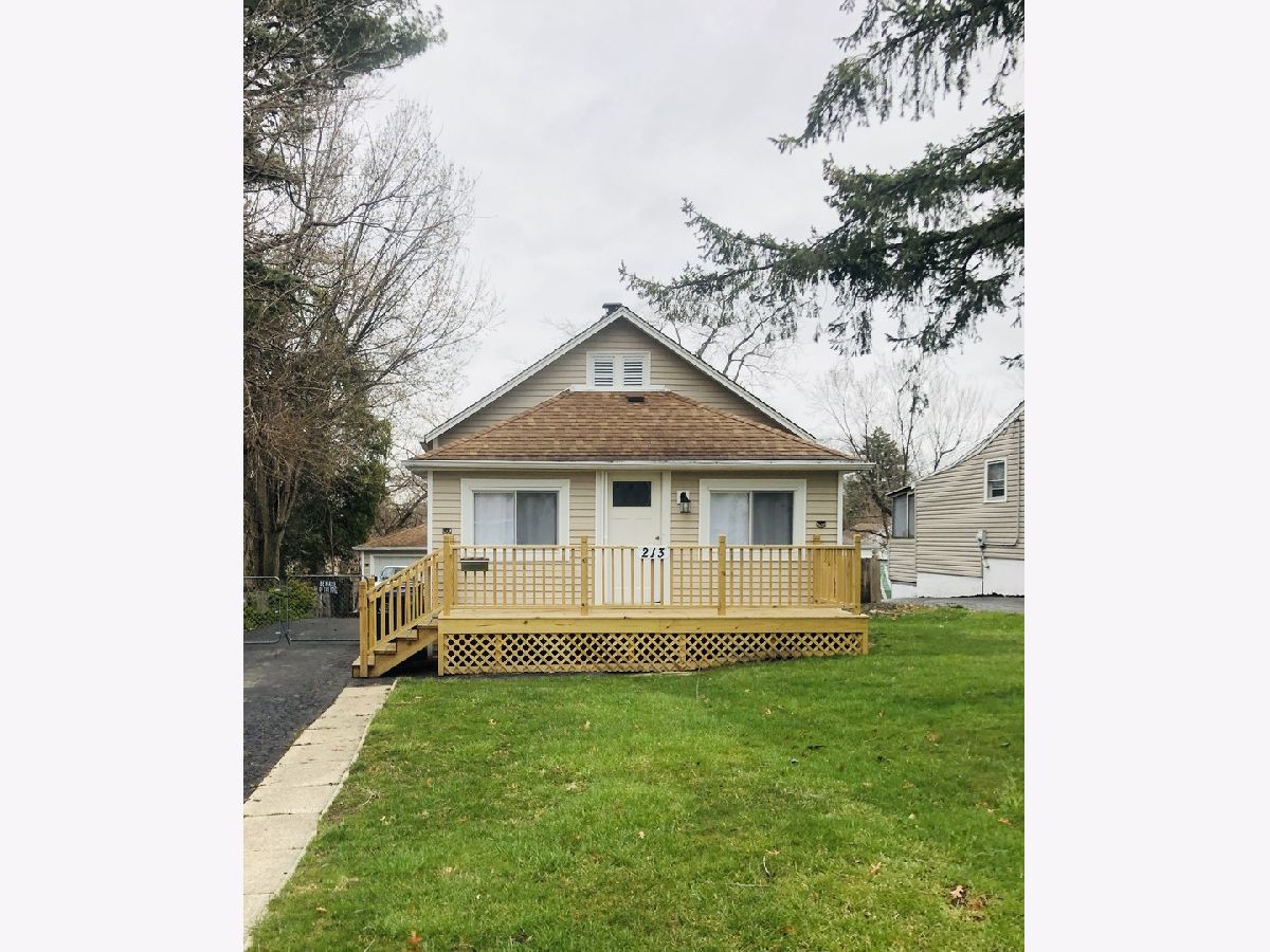 Rented Villa Park Illinois, 213 Wisconsin