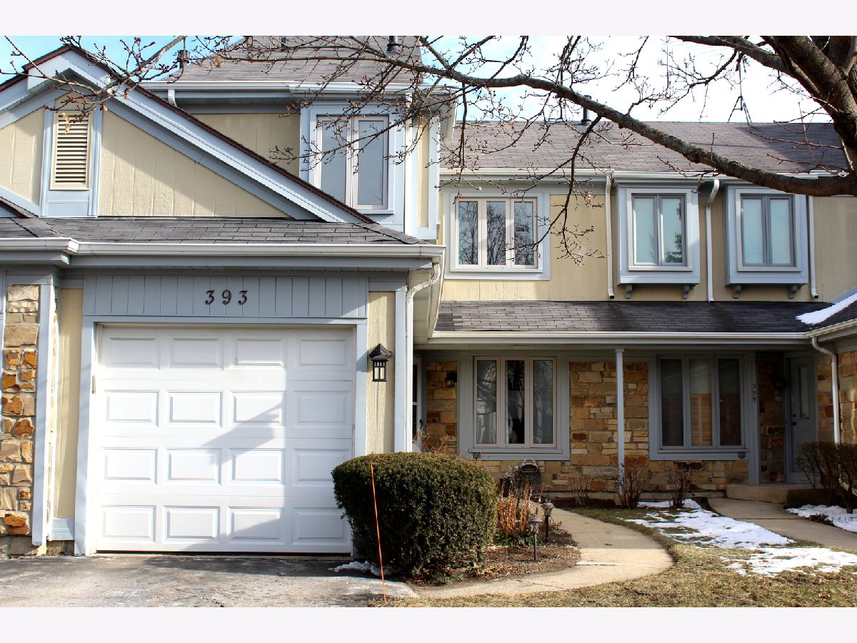 Townhomes Rented Park East Deerfield Illinois, 393 Catbird