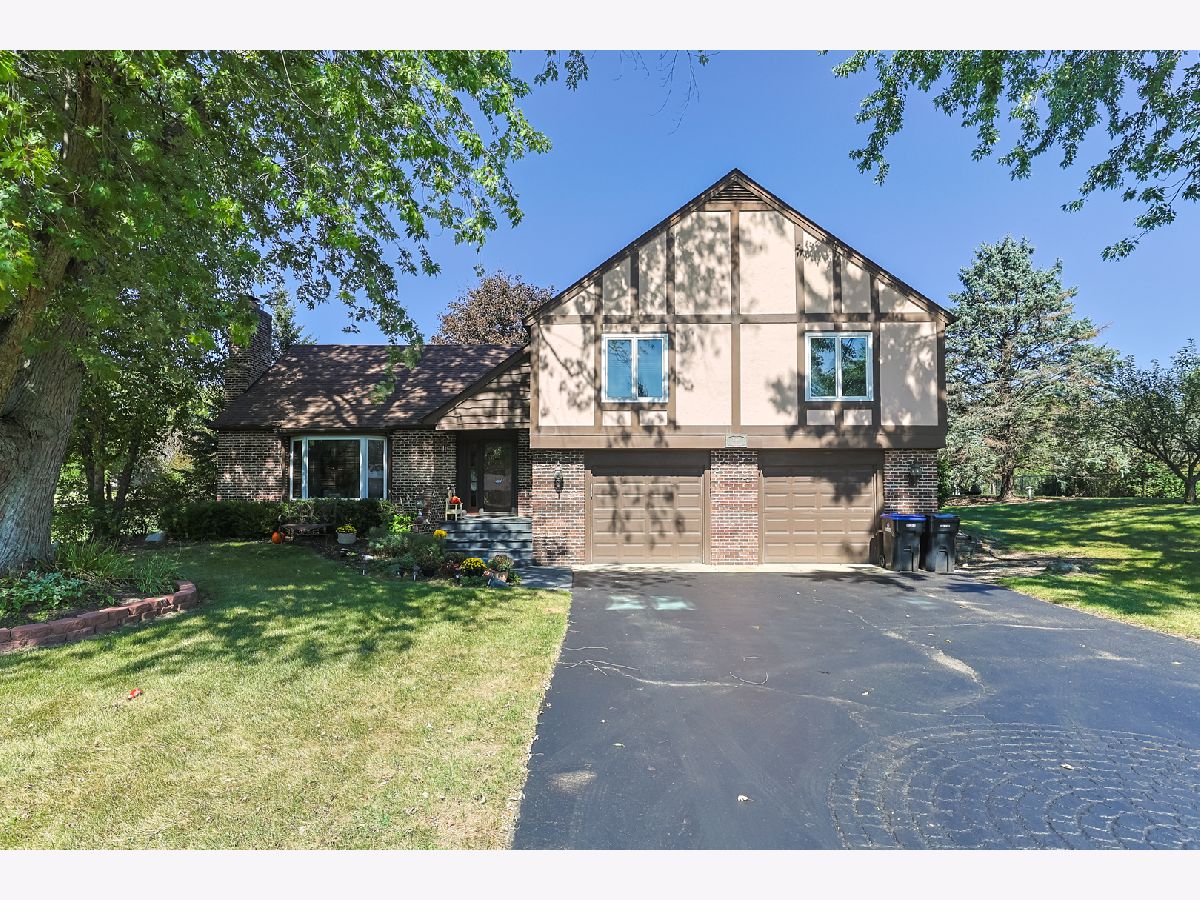 Homes Sold Val Mar Estates Mchenry Illinois, 1506 Arabian Spur