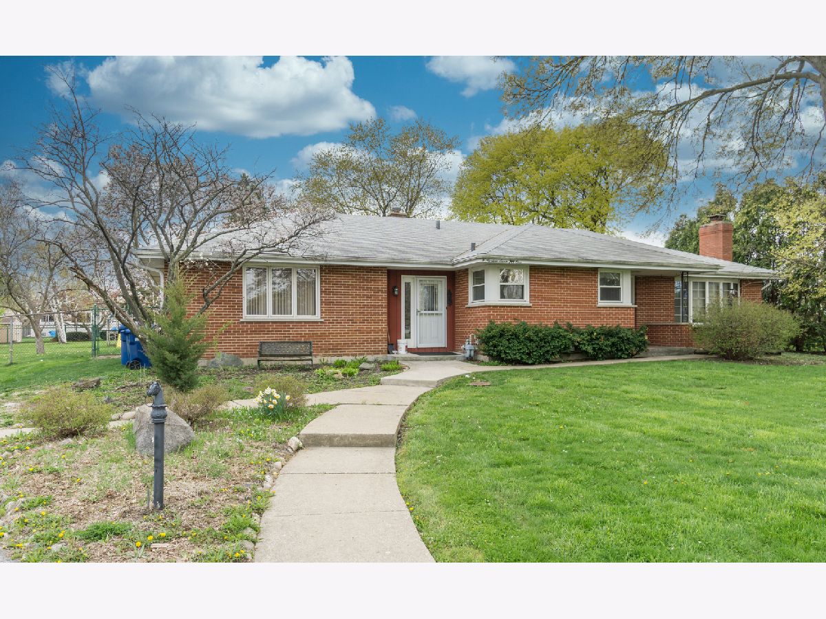  Rented Addison Illinois, 19w751 Woodland