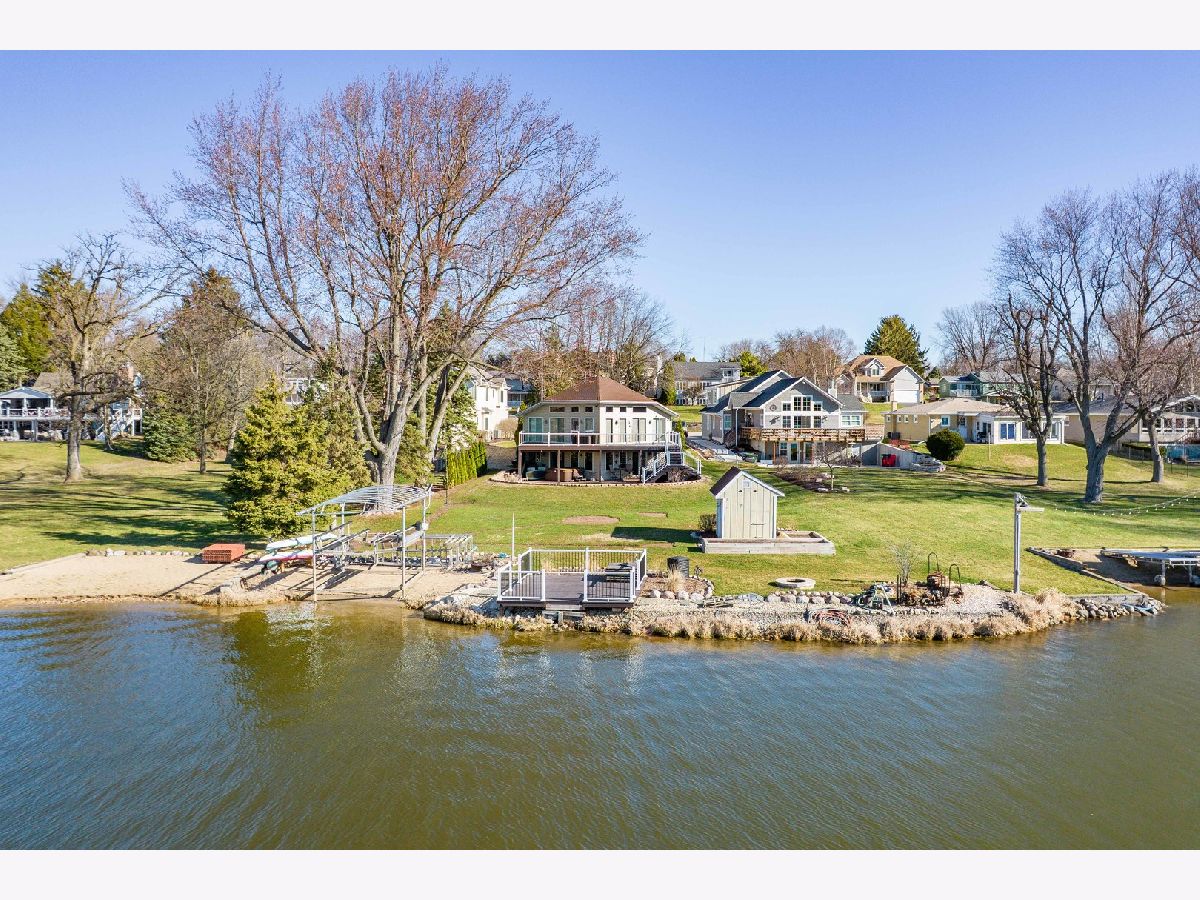  Sold Lake Holiday Illinois, 394 Holiday