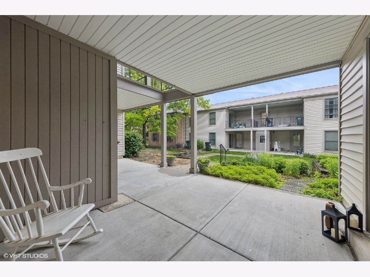 Townhomes & Condos Sold Hilldale Hoffman Estates Illinois, 1769 Sessions Walk