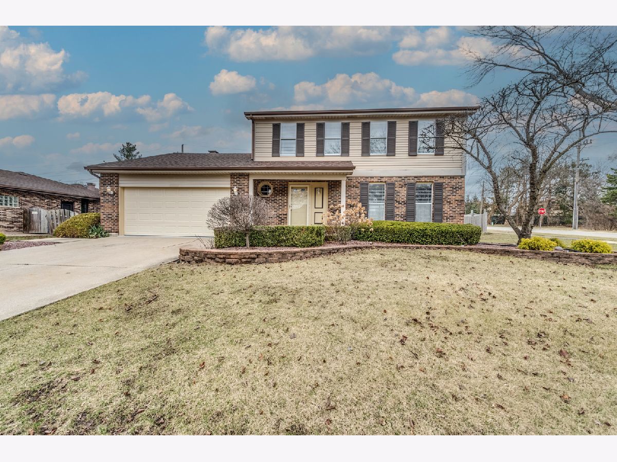Homes Sold Farmingdale Ridge Darien Illinois, 2100 Dartmouth