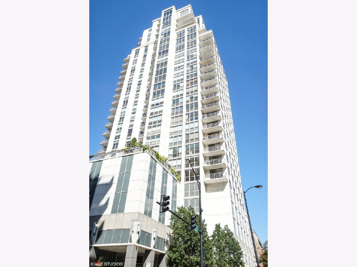 Condominiums Sold The Grand On Grand Chicago Illinois, 200 Grand